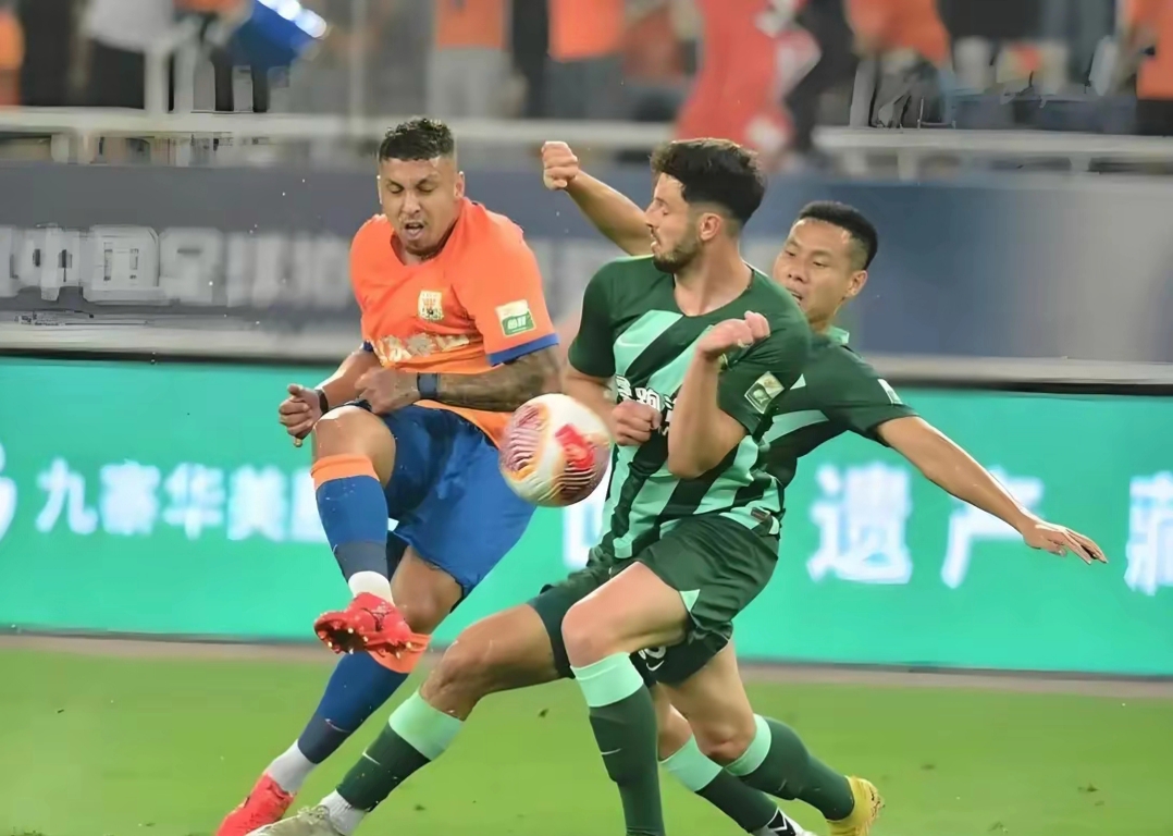 ng28包含冲刺阶段欧超杯焦点战，山东泰山队长鼓劲，媒体盛赞，身体对抗强度拉满的词条