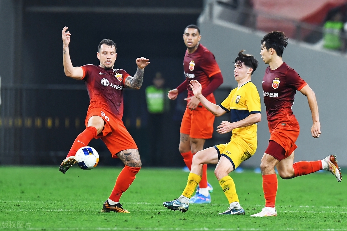 ng28包含转会期尼斯备战中超，内部沟通细节曝光，话题不断，球队文化再被提及的词条